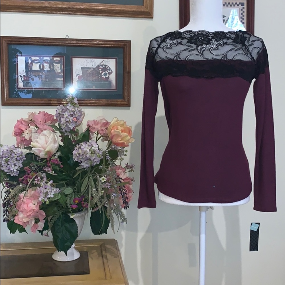Massini | Hacci Top w/Lace NWT